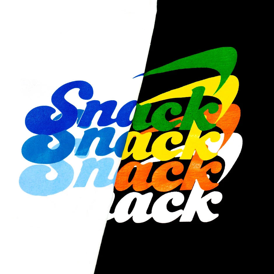 SNACK ALIVE SPREAD TEE - BLACK